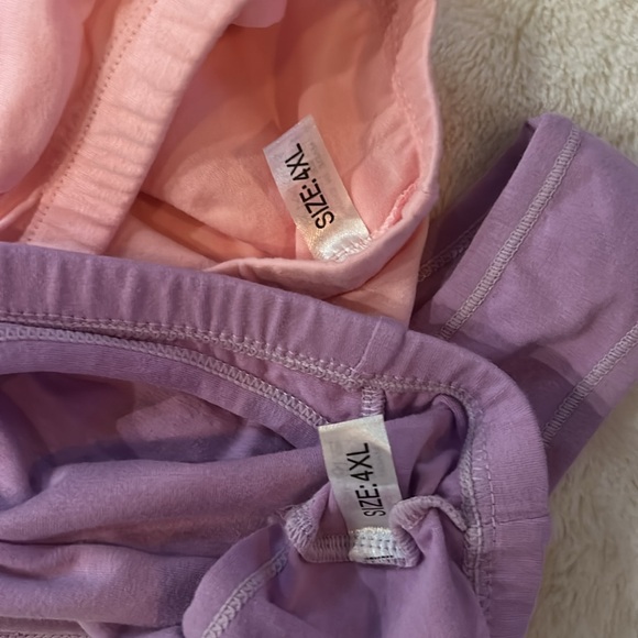 8 Unbranded internet “4XL” bras - runs very, very small - Picture 3 of 16